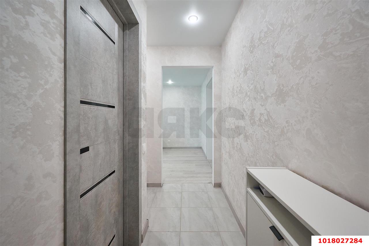 Фото №6: 2-комнатная квартира <span class="whitespace-nowrap">48 м²</span>, <span class="whitespace-nowrap">5/5 эт.</span> - Краснодар, Центральный внутригородской округ, мкр. Табачная Фабрика, ул. Радищева, 5