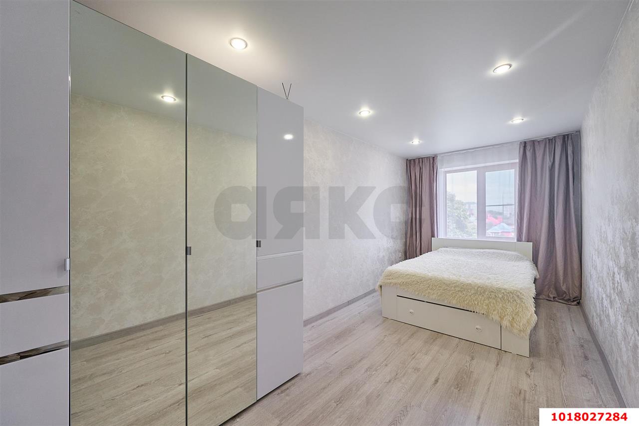 Фото №4: 2-комнатная квартира <span class="whitespace-nowrap">48 м²</span>, <span class="whitespace-nowrap">5/5 эт.</span> - Краснодар, Центральный внутригородской округ, мкр. Табачная Фабрика, ул. Радищева, 5