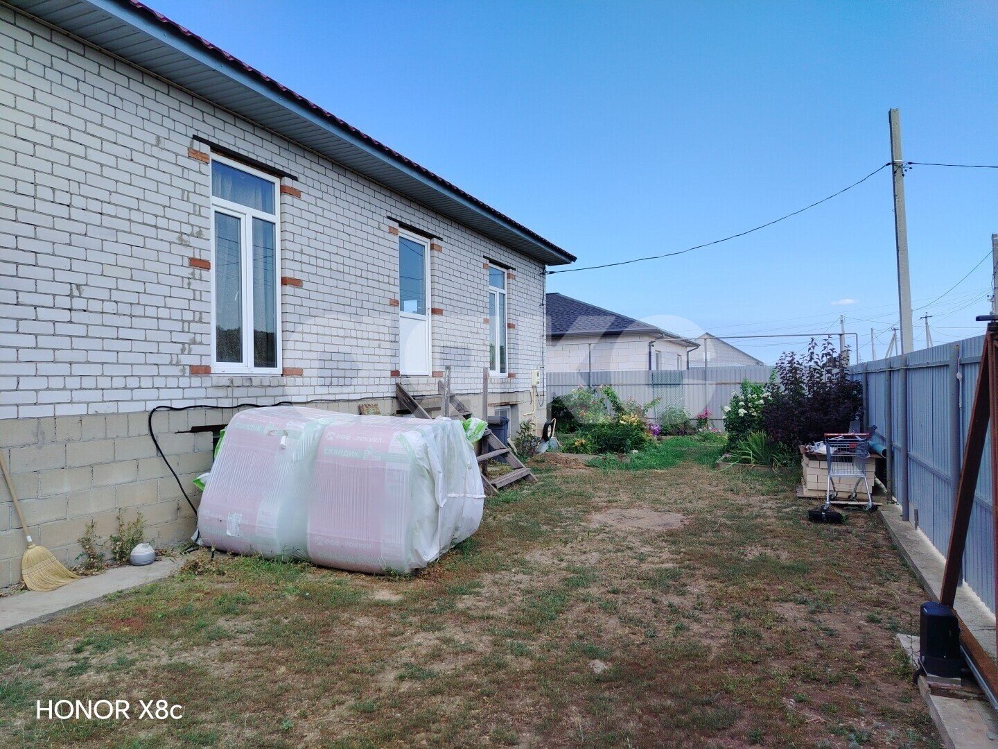 Фото №4: Дом <span class="whitespace-nowrap">120 м²</span> <span class="whitespace-nowrap">+ 6 сот.</span>, <span class="whitespace-nowrap">2 эт.</span> - Волгоград, Краснооктябрьский, мкр. Солнечный, ул. Полянка, 28