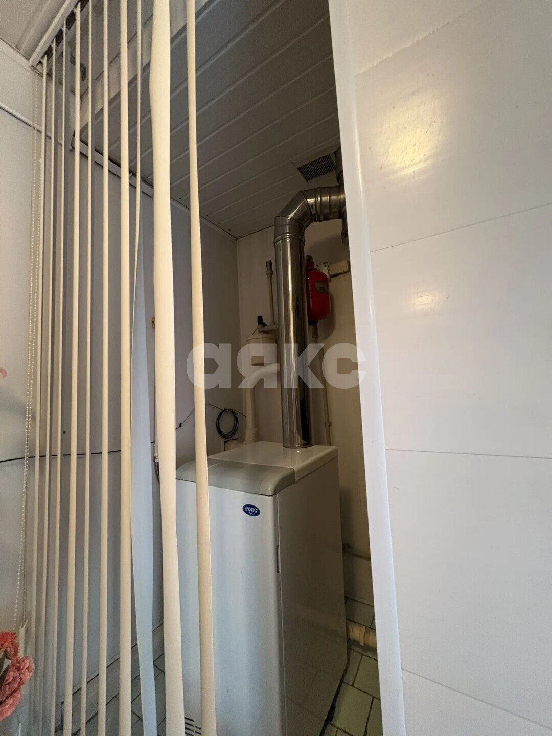 Фото №10: Дом <span class="whitespace-nowrap">58 м²</span> <span class="whitespace-nowrap">+ 3 сот.</span>, <span class="whitespace-nowrap">1 эт.</span> - Волгоград, Тракторозаводский, п. Линейный, ул. Щепкина