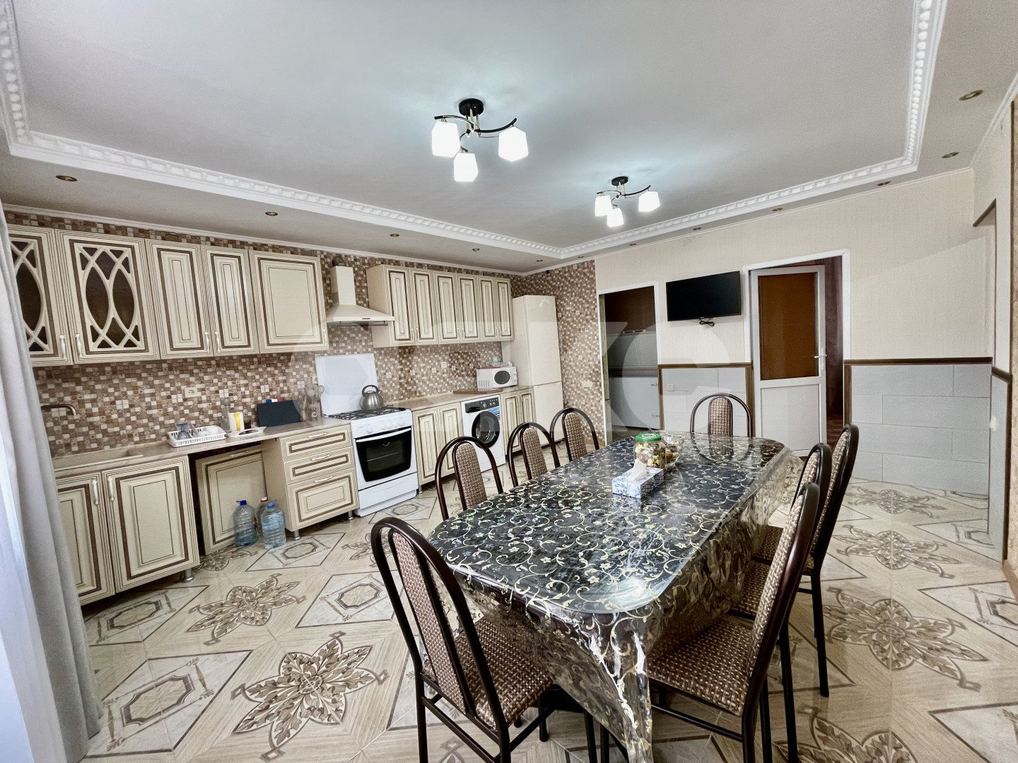 Фото №2: Дом <span class="whitespace-nowrap">170 м²</span> <span class="whitespace-nowrap">+ 5.25 сот.</span>, <span class="whitespace-nowrap">3 эт.</span> - Верхневесёлое, Адлерский, мкр. СНТ Труд, 165