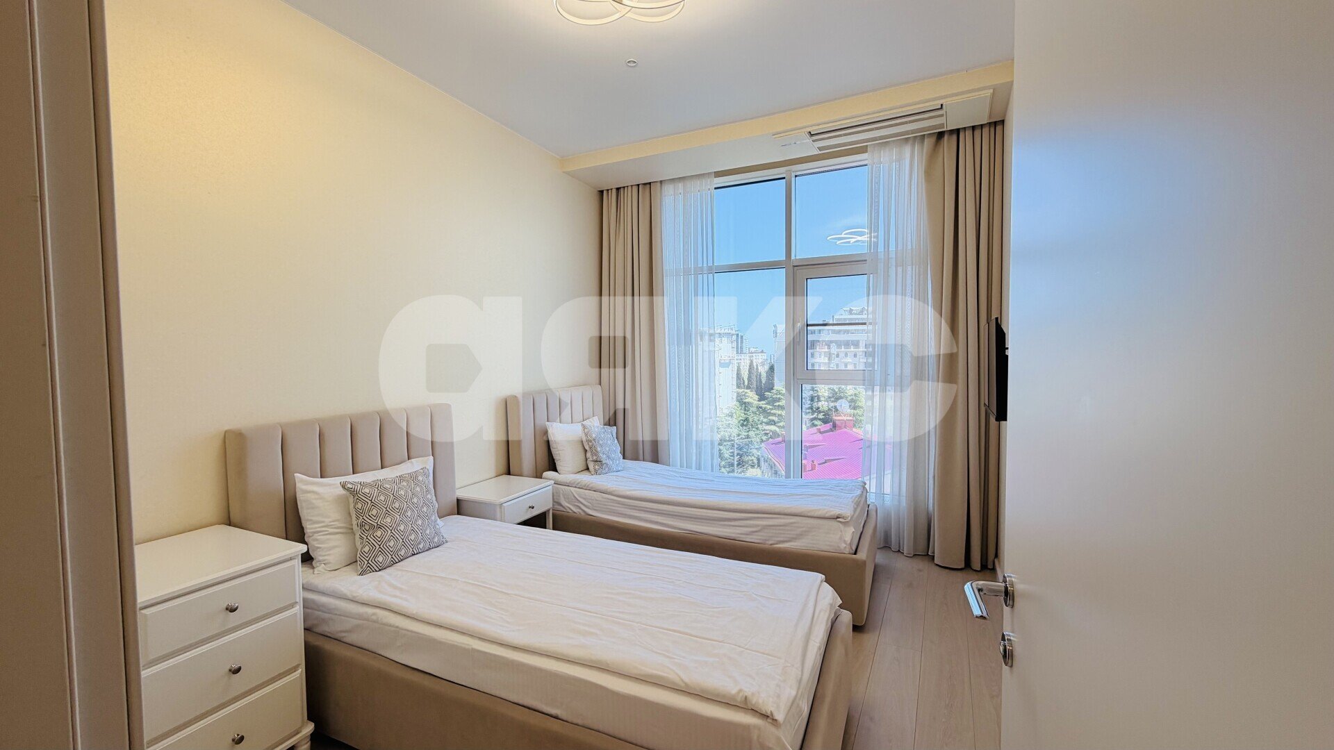 Фото №5: Апартаменты <span class="whitespace-nowrap">59 м²</span>, <span class="whitespace-nowrap">9/17 эт.</span> - Сочи, р. Центральный, пр-кт Курортный, 59