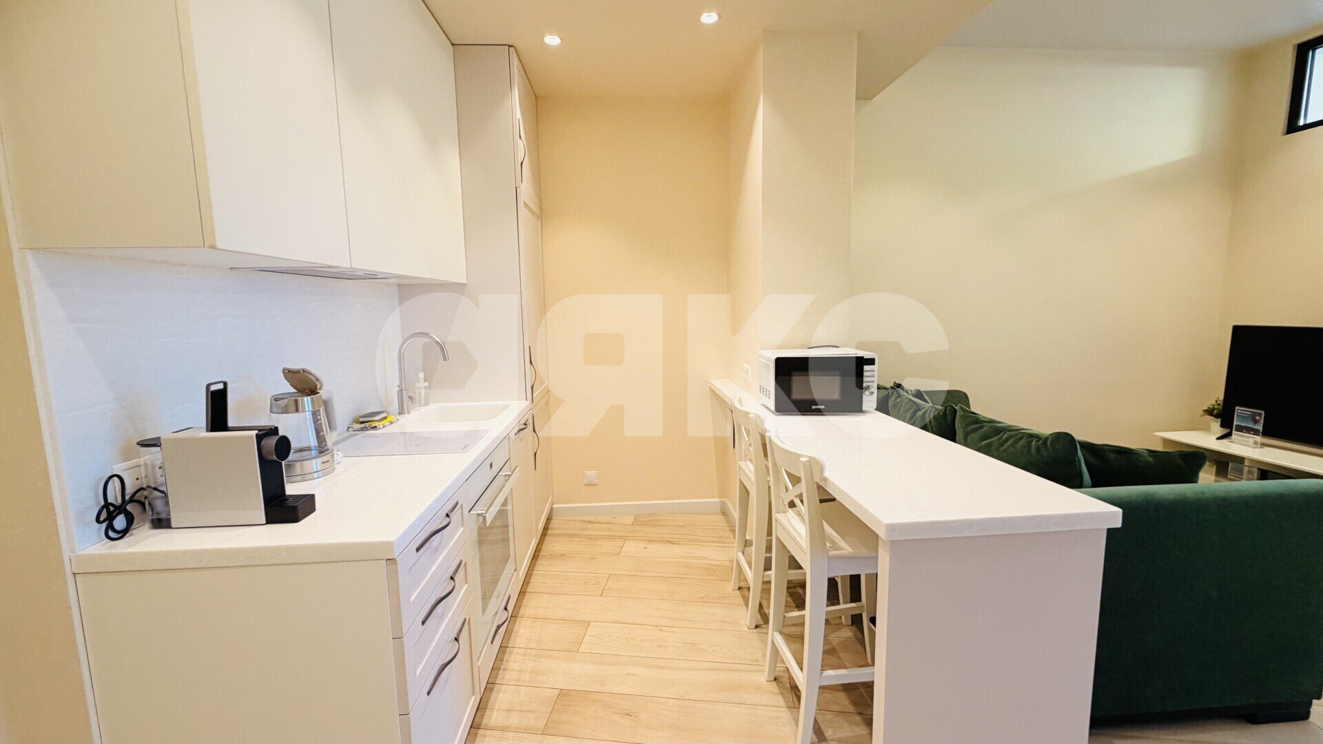 Фото №10: Апартаменты <span class="whitespace-nowrap">59 м²</span>, <span class="whitespace-nowrap">9/17 эт.</span> - Сочи, р. Центральный, пр-кт Курортный, 59