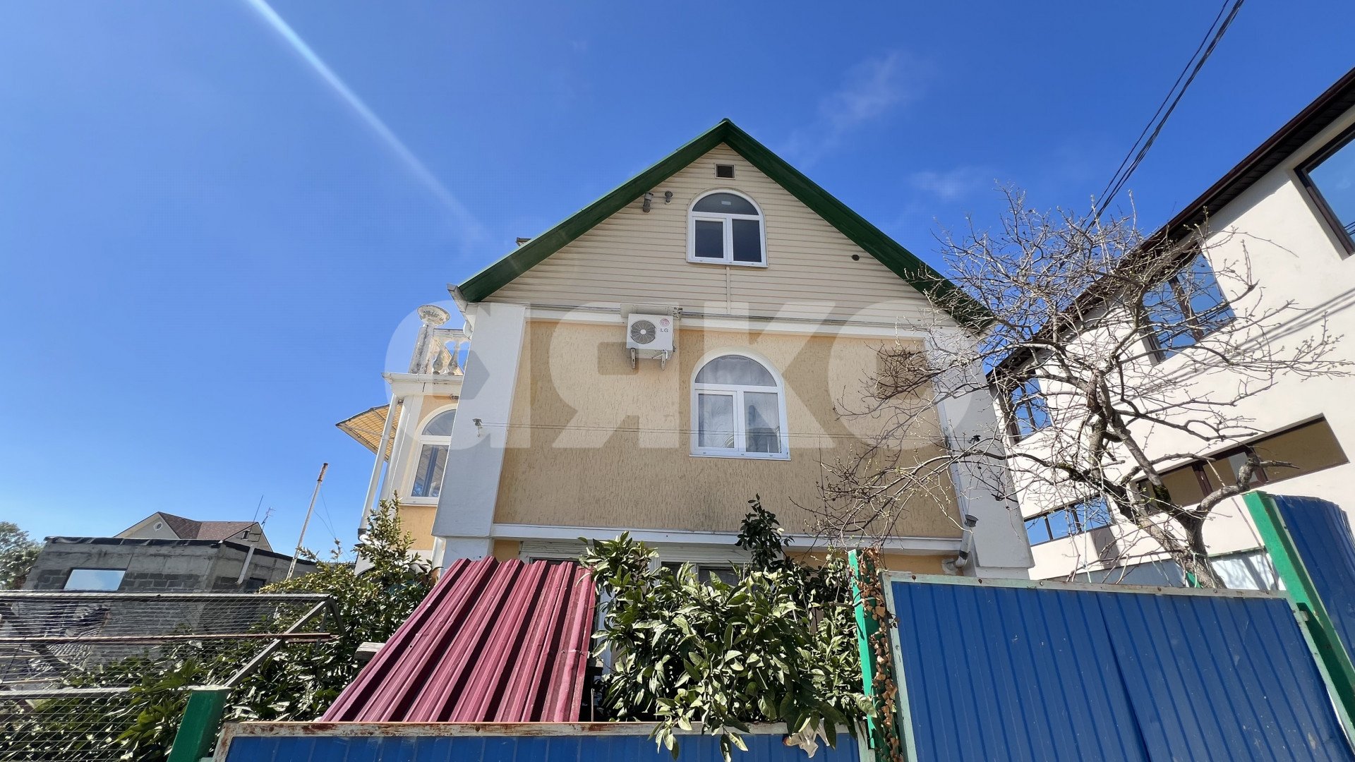 Фото №4: Дом <span class="whitespace-nowrap">101 м²</span> <span class="whitespace-nowrap">+ 6.1 сот.</span>, <span class="whitespace-nowrap">3 эт.</span> - Сочи, Хостинский, Хоста, ст Рассвет, 118