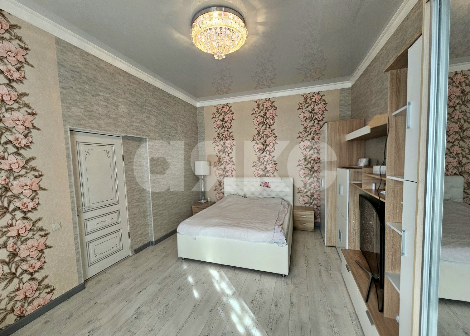 Фото №19: Апартаменты <span class="whitespace-nowrap">130 м²</span>, <span class="whitespace-nowrap">1/3 эт.</span> - Сочи, Центральный, мкр. Завокзальный, ул. Севастопольская, 10/4Б