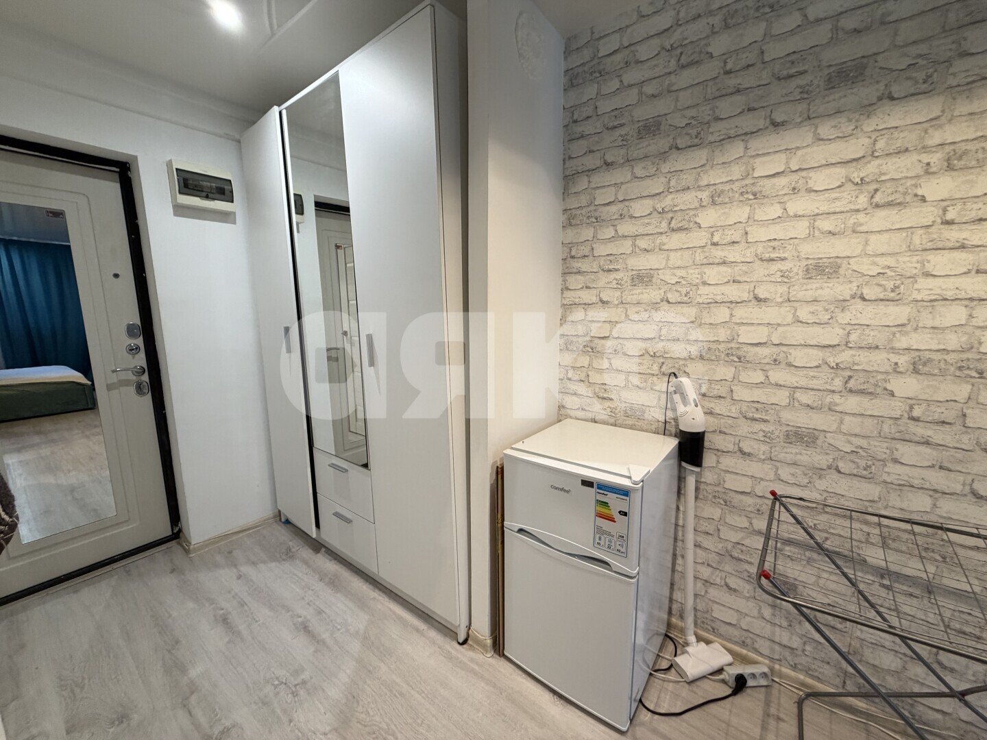 Фото №10: Студия <span class="whitespace-nowrap">13 м²</span>, <span class="whitespace-nowrap">2/5 эт.</span> - Сочи, Центральный, мкр. Донская, ул. Гранатная, 8