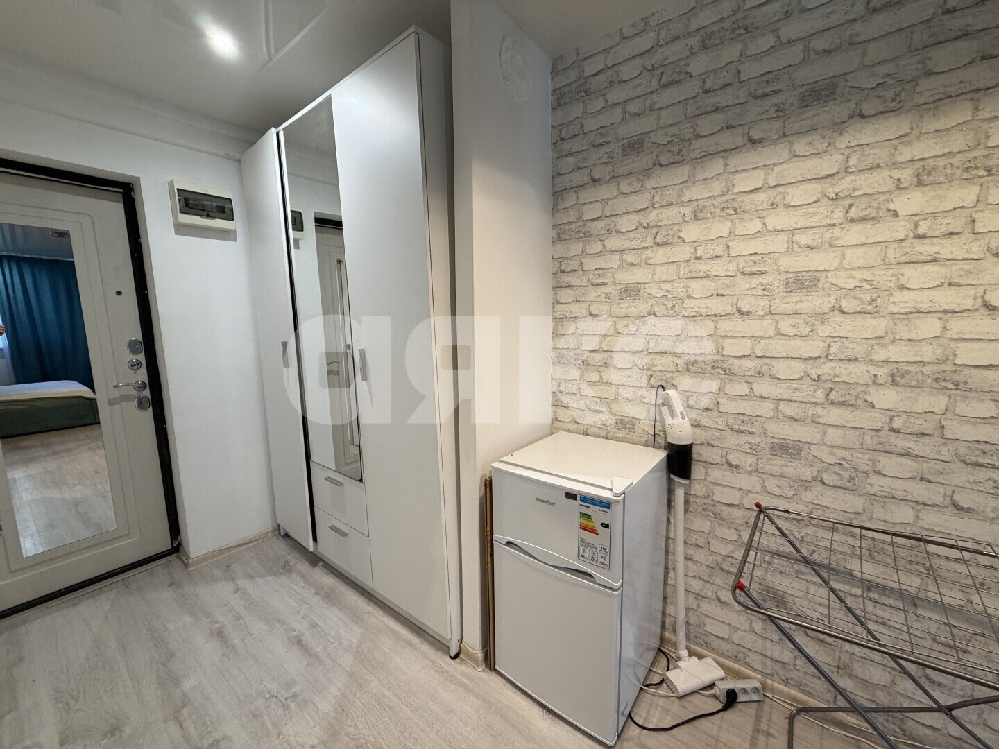 Фото №9: Студия <span class="whitespace-nowrap">13 м²</span>, <span class="whitespace-nowrap">2/5 эт.</span> - Сочи, Центральный, мкр. Донская, ул. Гранатная, 8