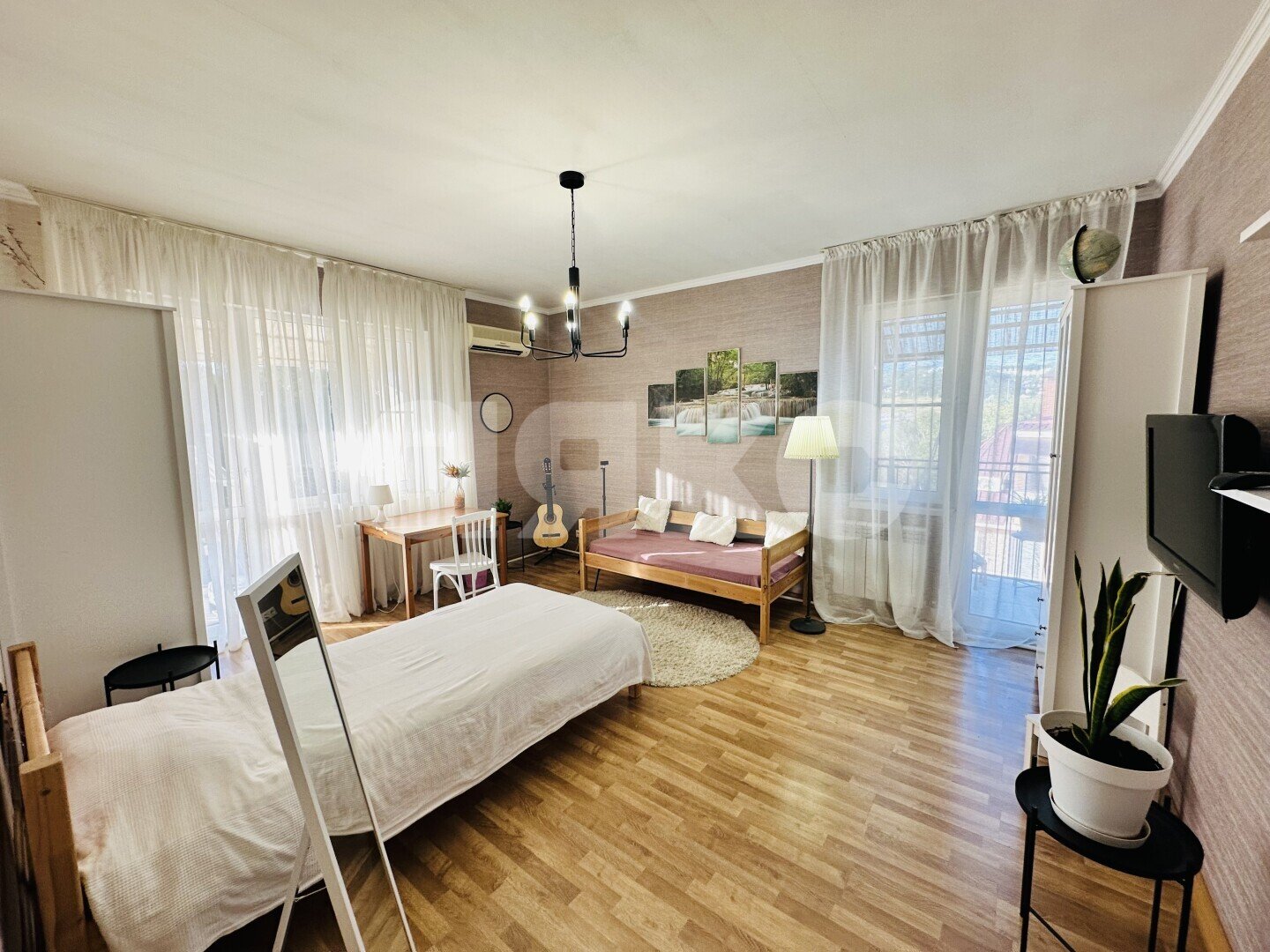 Фото №9: 3-комнатная квартира <span class="whitespace-nowrap">116 м²</span>, <span class="whitespace-nowrap">5/5 эт.</span> - Сочи, р. Хостинский, ул. Амбровая, 33