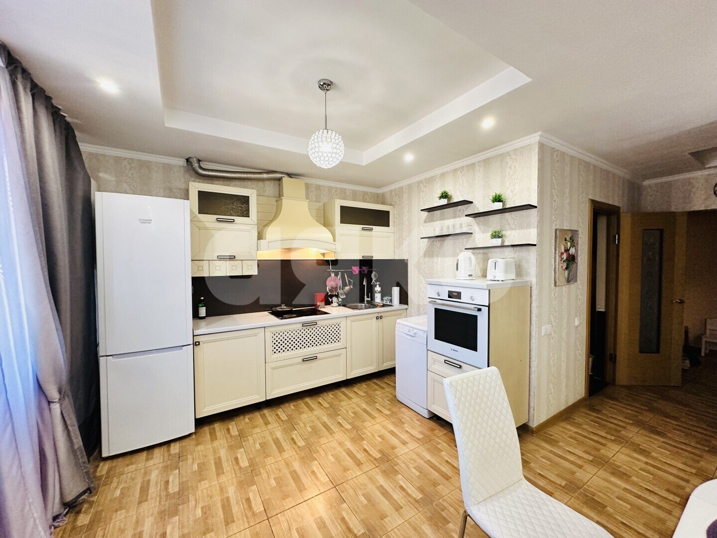 Фото №6: 3-комнатная квартира <span class="whitespace-nowrap">116 м²</span>, <span class="whitespace-nowrap">5/5 эт.</span> - Сочи, р. Хостинский, ул. Амбровая, 33