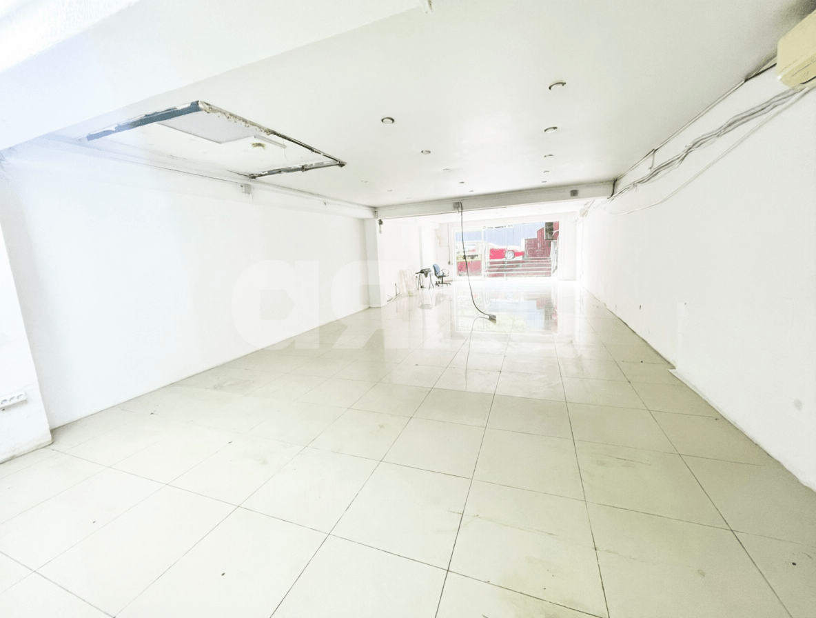 Фото №5: Коммерция <span class="whitespace-nowrap">80 м²</span>, <span class="whitespace-nowrap">1/9 эт.</span> - Сочи, Центральный, мкр. Новый Сочи, ул. Клубничная, 76