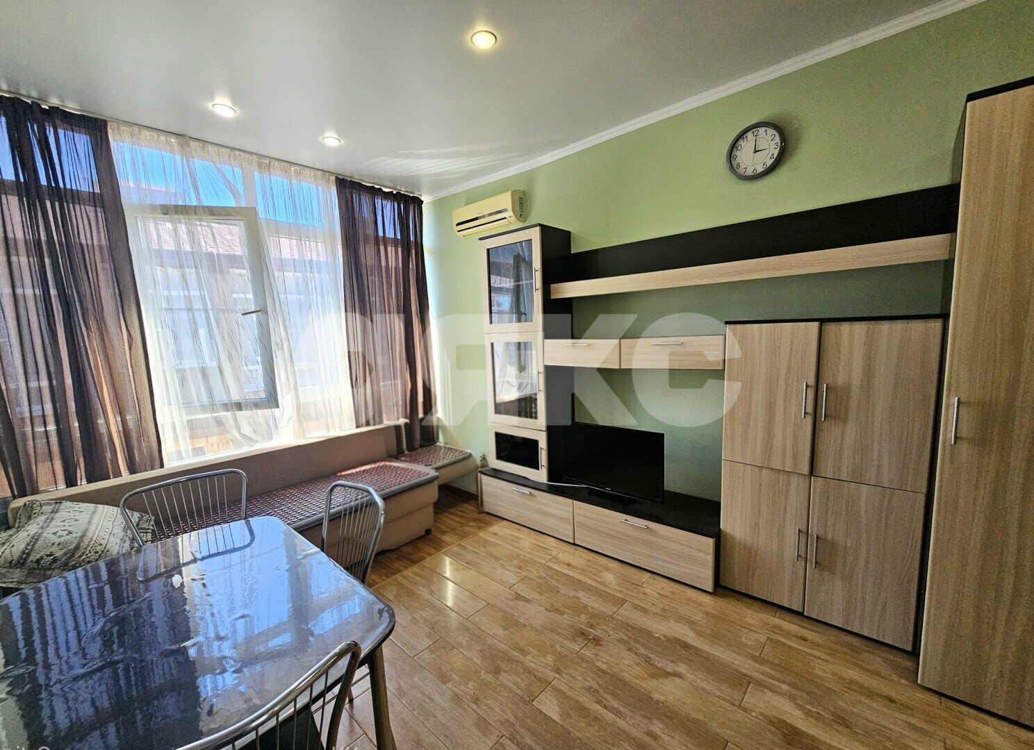 Фото №1: 1-комнатная квартира <span class="whitespace-nowrap">30 м²</span>, <span class="whitespace-nowrap">5/7 эт.</span> - Сочи, Центральный, жилой комплекс Дельфин, мкр. Новый Сочи, ул. Санаторная, 26
