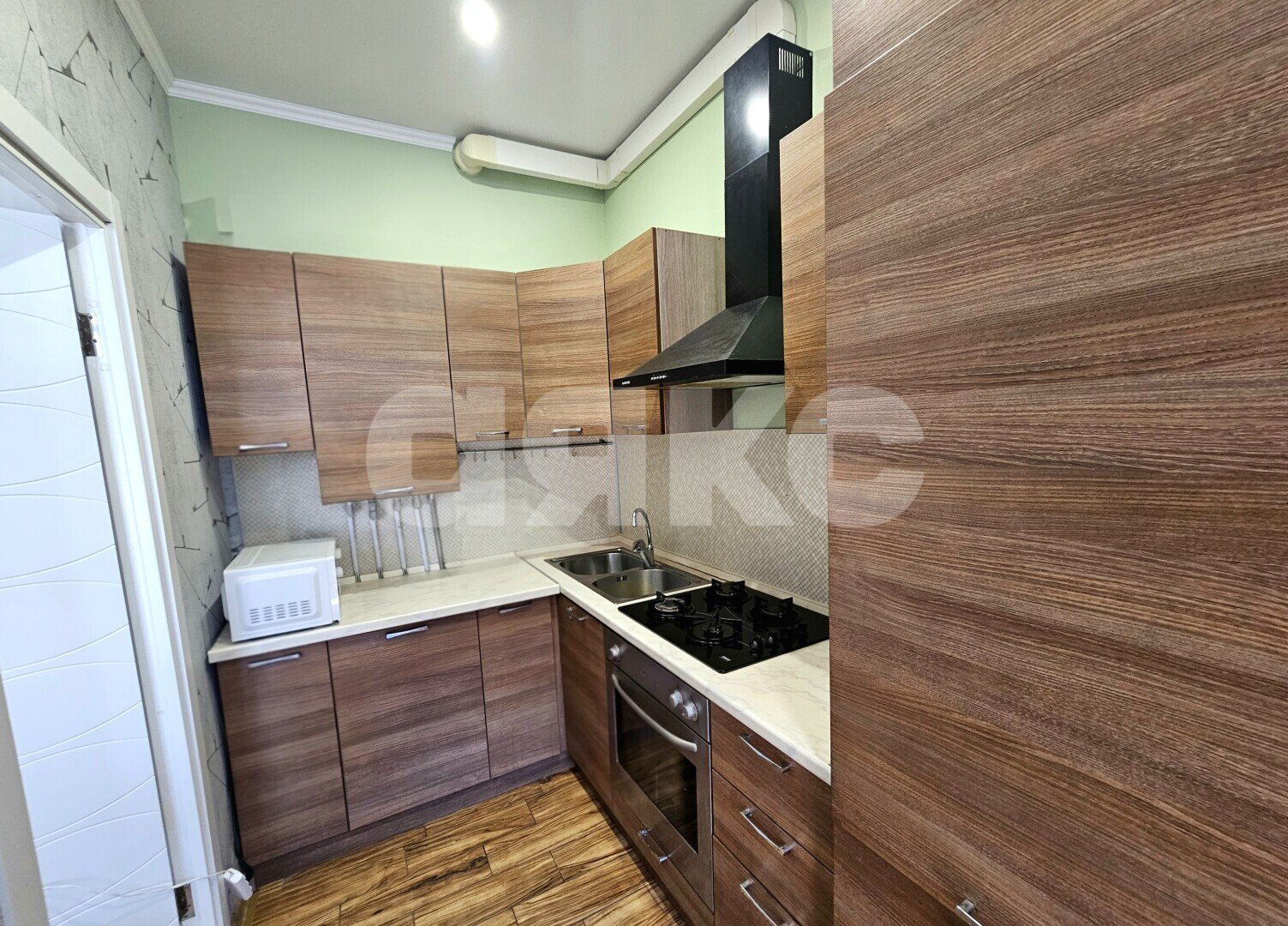 Фото №7: 1-комнатная квартира <span class="whitespace-nowrap">30 м²</span>, <span class="whitespace-nowrap">5/7 эт.</span> - Сочи, Центральный, жилой комплекс Дельфин, мкр. Новый Сочи, ул. Санаторная, 26
