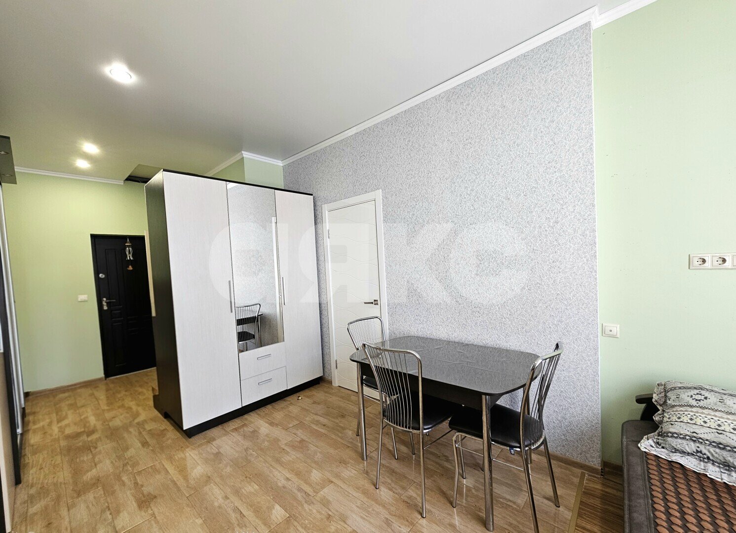 Фото №4: 1-комнатная квартира <span class="whitespace-nowrap">30 м²</span>, <span class="whitespace-nowrap">5/7 эт.</span> - Сочи, Центральный, жилой комплекс Дельфин, мкр. Новый Сочи, ул. Санаторная, 26