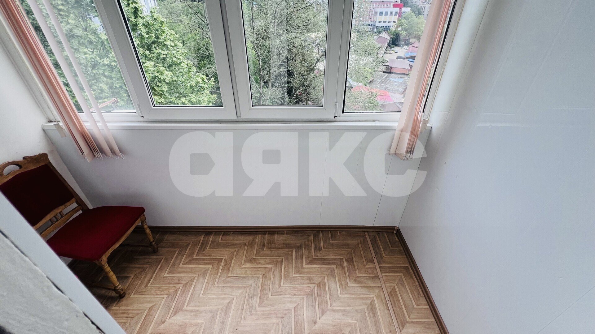 Фото №11: 2-комнатная квартира <span class="whitespace-nowrap">60 м²</span>, <span class="whitespace-nowrap">6/9 эт.</span> - Сочи, Центральный, Ареда, мкр. Больничный городок, ул. Чебрикова, 48