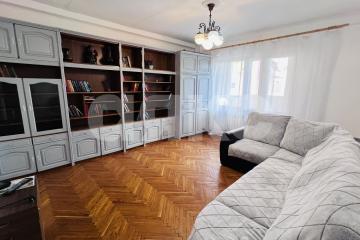 Фото №1: 2-комнатная квартира <span class="whitespace-nowrap">60 м²</span>, <span class="whitespace-nowrap">6/9 эт.</span> - Сочи, мкр. Больничный городок, ул. Чебрикова, 48