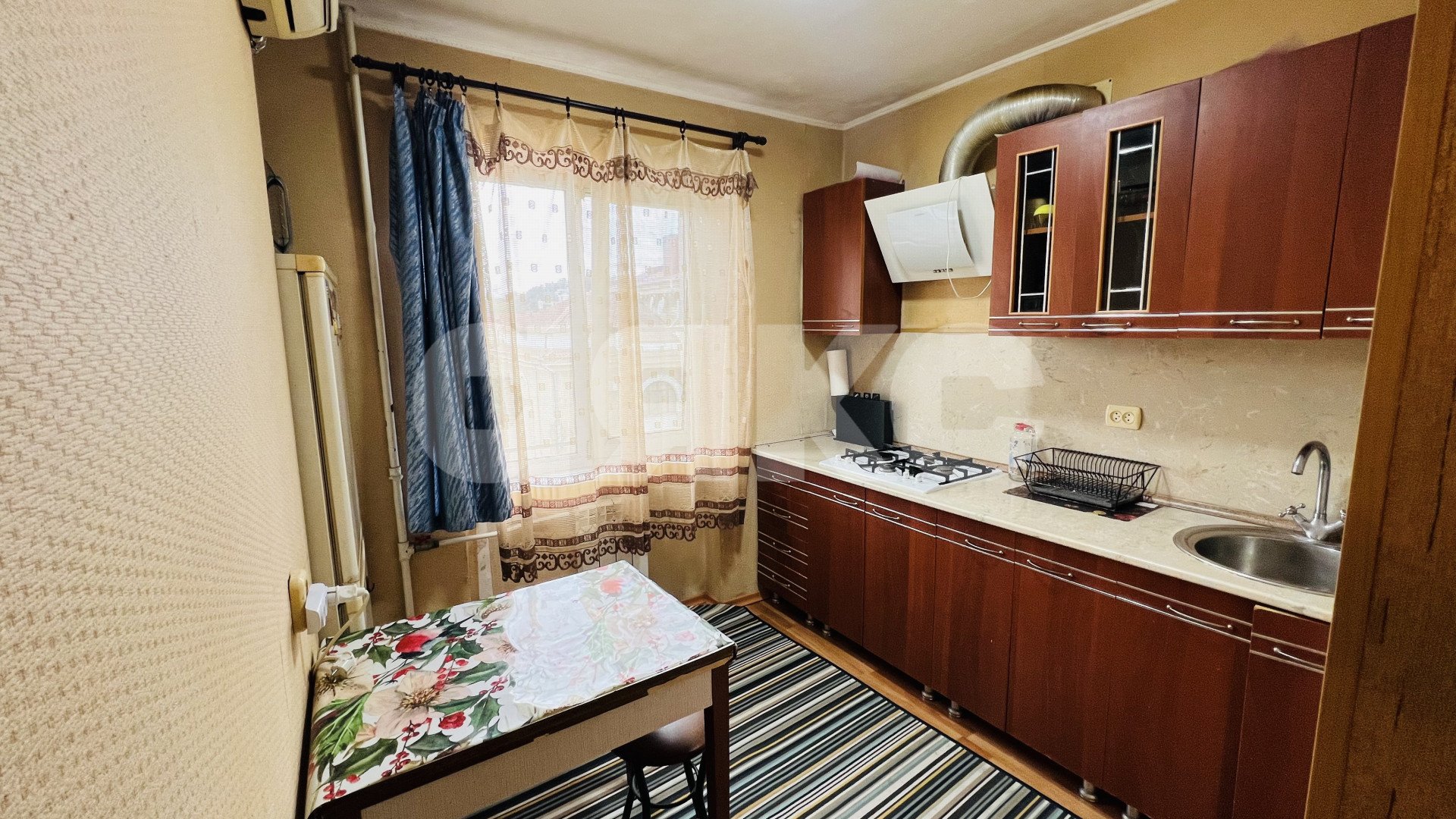 Фото №8: 1-комнатная квартира <span class="whitespace-nowrap">30 м²</span>, <span class="whitespace-nowrap">5/5 эт.</span> - Сочи, Хостинский, ж/р Хоста, ул. 50 лет СССР, 4