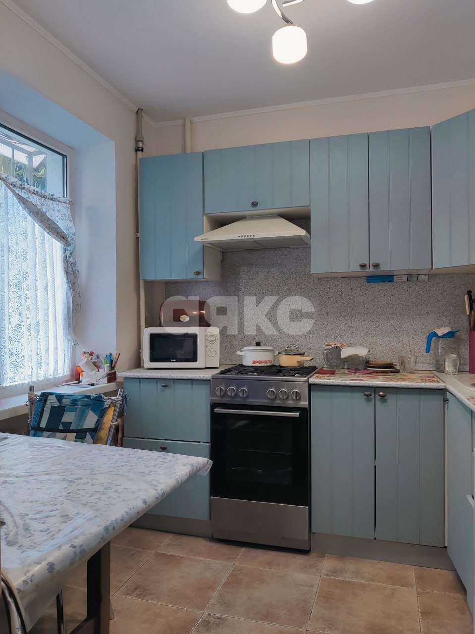 Фото №7: 2-комнатная квартира <span class="whitespace-nowrap">42 м²</span>, <span class="whitespace-nowrap">1/5 эт.</span> - Сочи, Хостинский, ж/р Хоста, ул. 50 лет СССР, 19