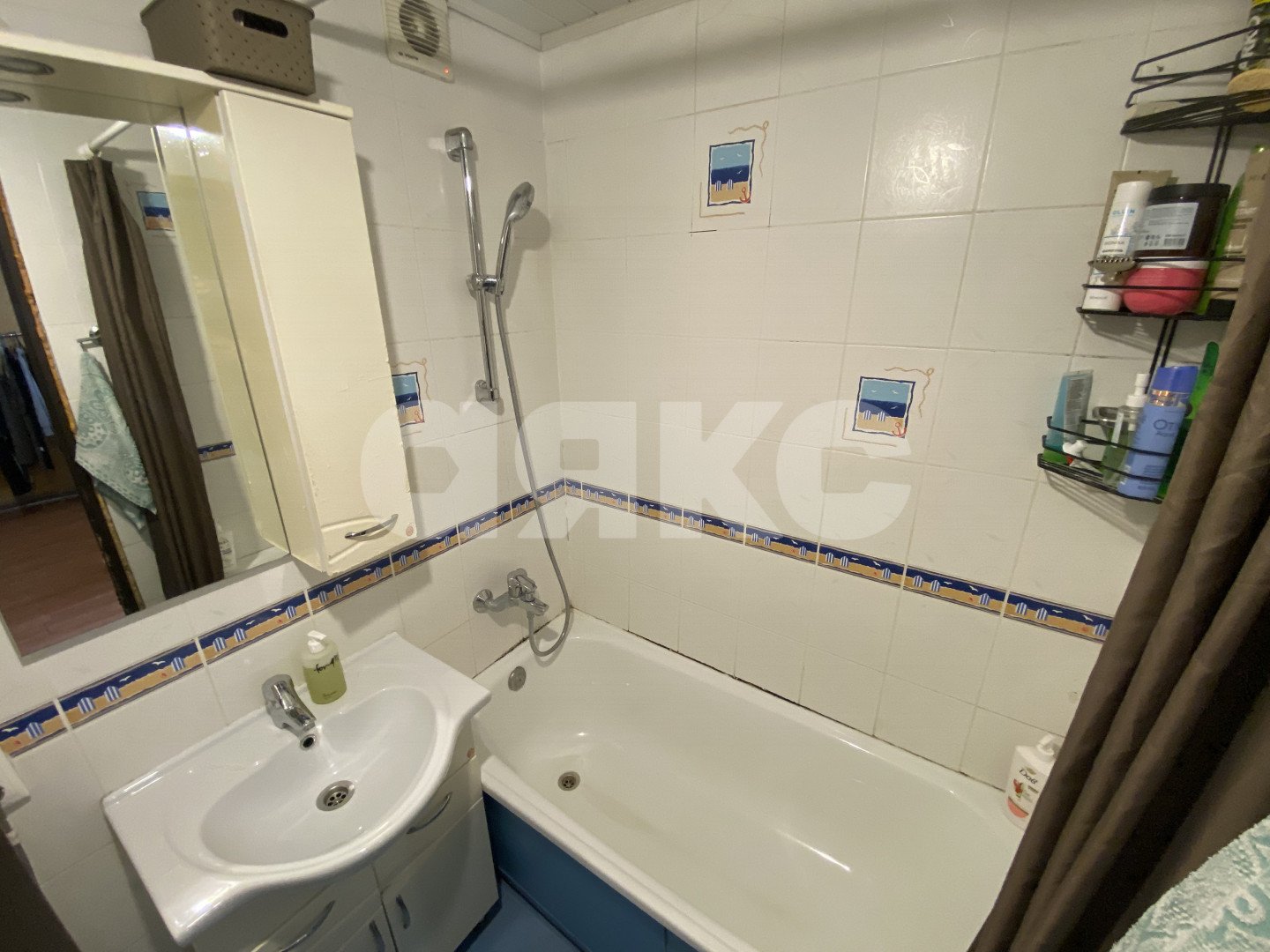 Фото №10: 2-комнатная квартира <span class="whitespace-nowrap">52 м²</span>, <span class="whitespace-nowrap">3/5 эт.</span> - Сочи, Хостинский, мкр. Светлана, ул. Учительская, 28