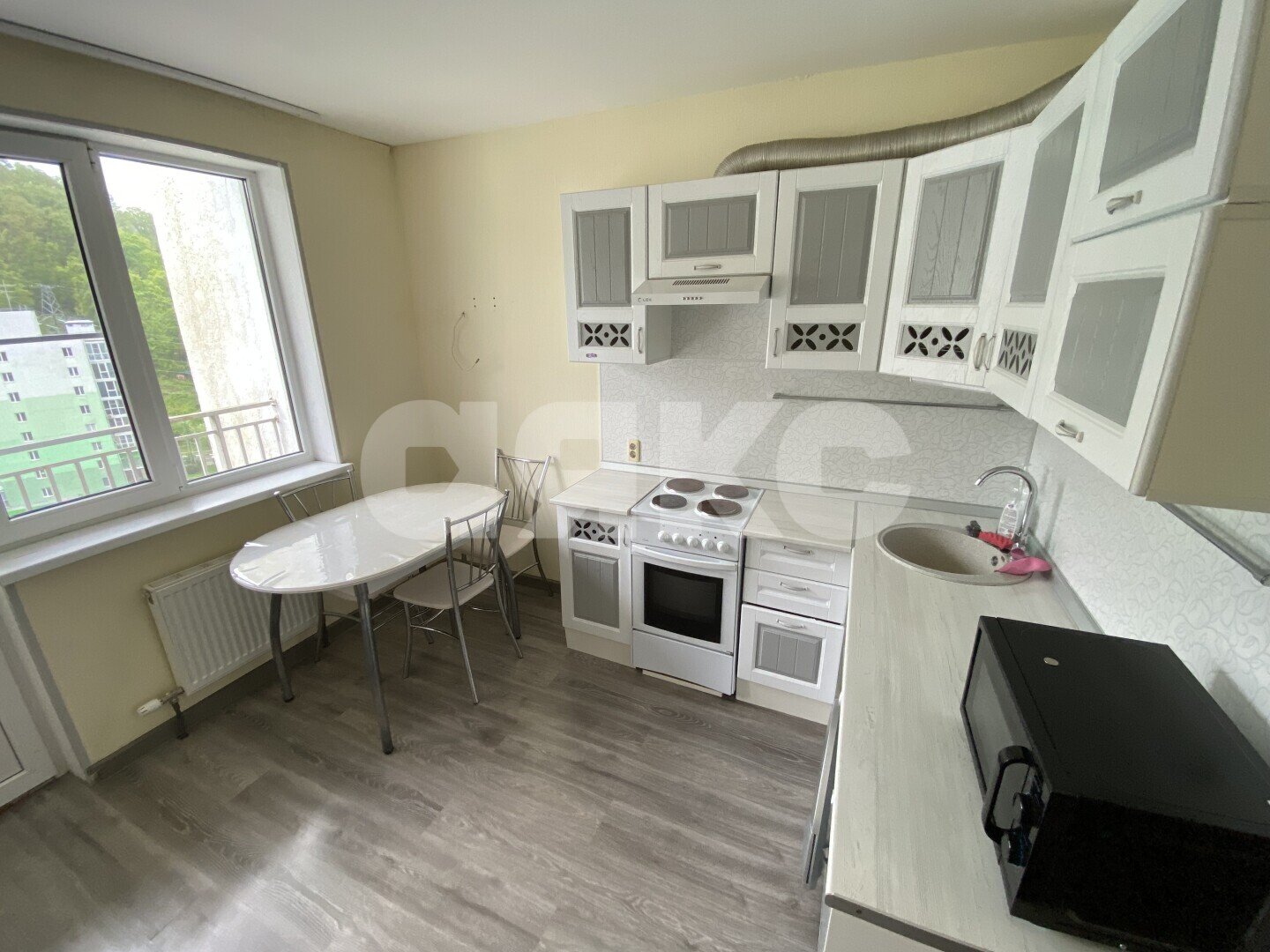 Фото №6: 2-комнатная квартира <span class="whitespace-nowrap">40 м²</span>, <span class="whitespace-nowrap">10/10 эт.</span> - Раздольное, Хостинский, жилой комплекс Министерские Озёра, мкр. квартал Фруктовый, ул. Тепличная, 63к2