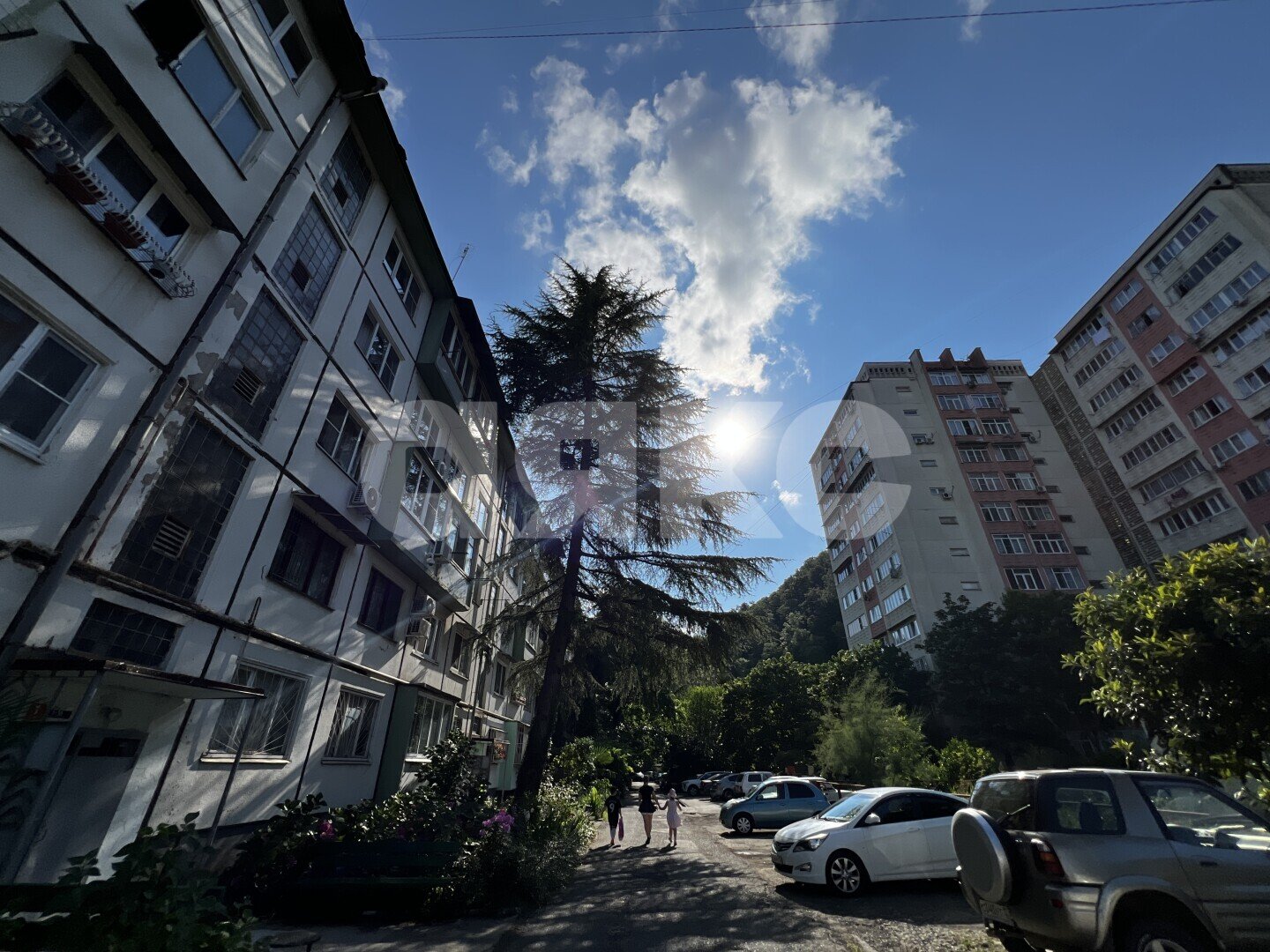 Фото №27: Комната <span class="whitespace-nowrap">13 м²</span>, <span class="whitespace-nowrap">3/5 эт.</span> - Дагомыс, р. Лазаревский, ул. Батумское шоссе, 33