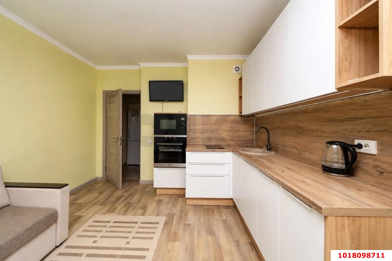 Фото №3: 2-комнатная квартира <span class="whitespace-nowrap">60 м²</span>, <span class="whitespace-nowrap">20/23 эт.</span> - Краснодар, Прикубанский внутригородской округ, мкр. ЖК Губернский, ул. им. Героя Яцкова И.В., 17к1