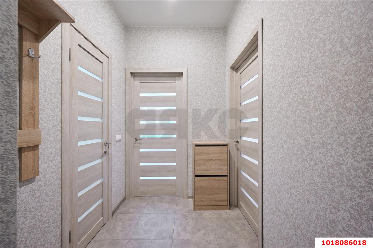 Фото №15: 1-комнатная квартира <span class="whitespace-nowrap">40 м²</span>, <span class="whitespace-nowrap">3/20 эт.</span> - Краснодар, Прикубанский внутригородской округ, мкр. ЖК Красная Площадь, ул. Кореновская, 57к1
