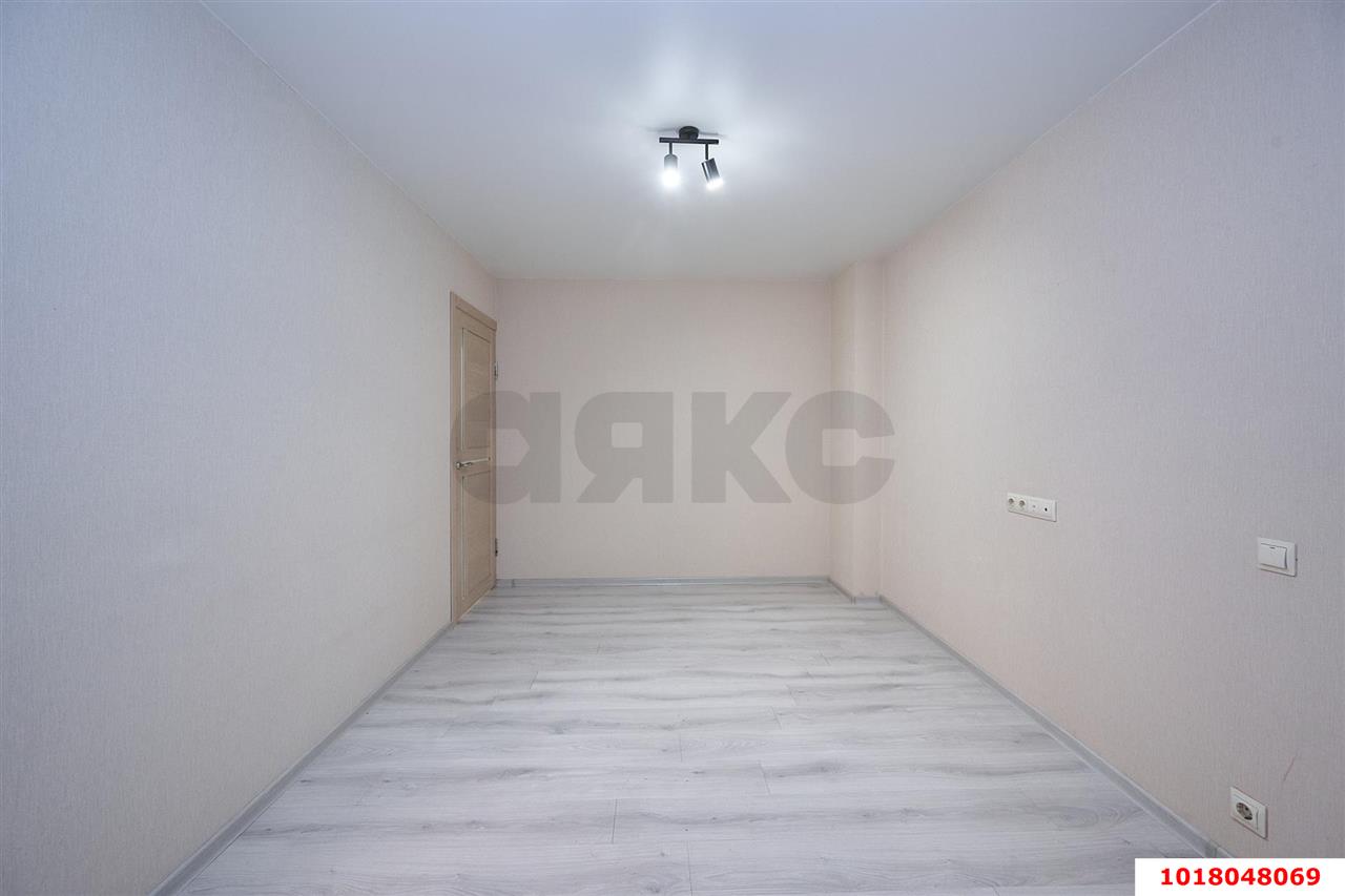 Фото №4: 1-комнатная квартира <span class="whitespace-nowrap">39 м²</span>, <span class="whitespace-nowrap">2/17 эт.</span> - Краснодар, Прикубанский внутригородской округ, Музыкальный, мкр. ЖК Светлый, ул. Московская, 144к2