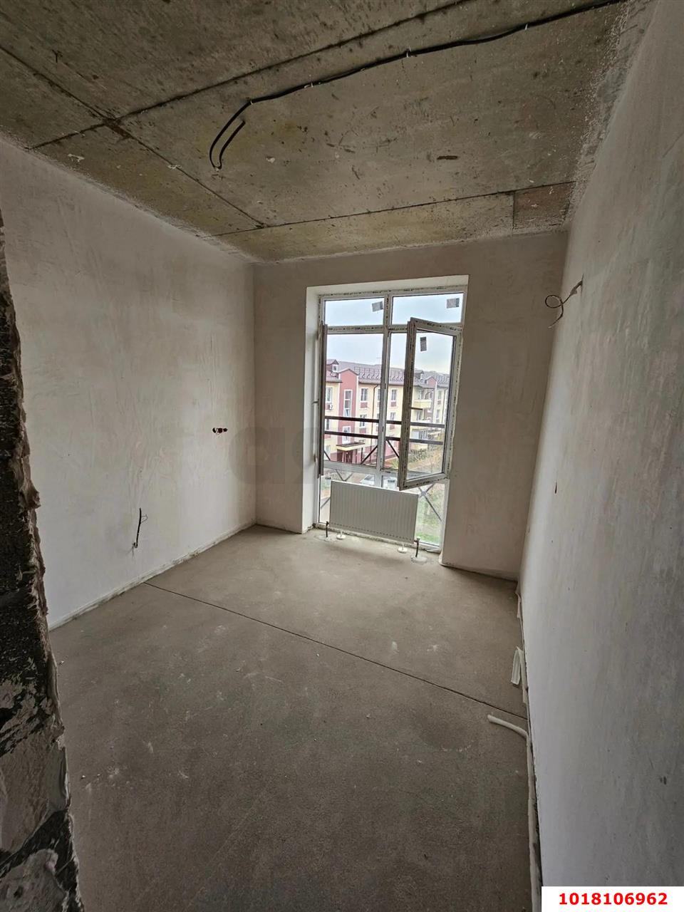 Фото №3: 1-комнатная квартира <span class="whitespace-nowrap">27 м²</span>, <span class="whitespace-nowrap">3/3 эт.</span> - Краснодар, Прикубанский внутригородской округ, мкр. жилой комплекс Усадьба, ул. имени Валерия Вишневецкого, 11к2