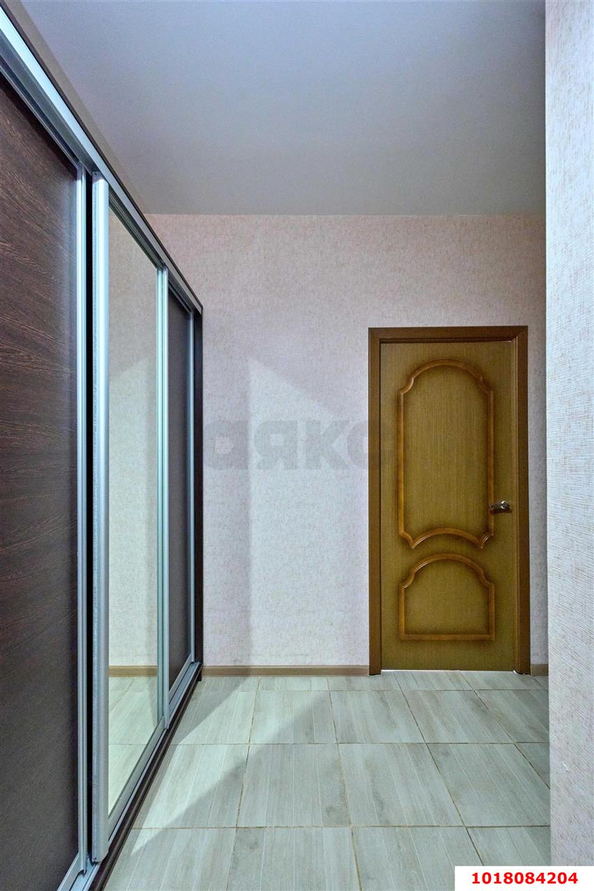 Фото №8: 1-комнатная квартира <span class="whitespace-nowrap">49 м²</span>, <span class="whitespace-nowrap">14/18 эт.</span> - Краснодар, Прикубанский внутригородской округ, мкр. ЖК Бауинвест, ул. имени 40-летия Победы, 184к1