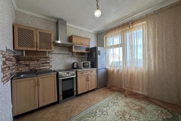 Фото №1: 2-комнатная квартира <span class="whitespace-nowrap">57 м²</span>, <span class="whitespace-nowrap">5/9 эт.</span> - Краснодар, мкр. Новый, ул. 9-я Тихая, 25