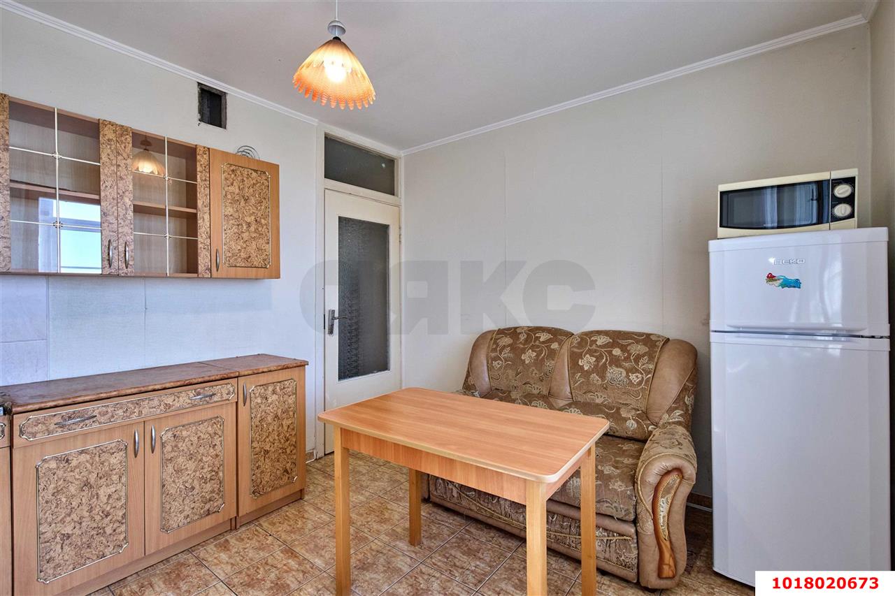 Фото №6: 1-комнатная квартира <span class="whitespace-nowrap">42 м²</span>, <span class="whitespace-nowrap">11/12 эт.</span> - Краснодар, Западный внутригородской округ, мкр. Горгаз, ул. Южная, 25