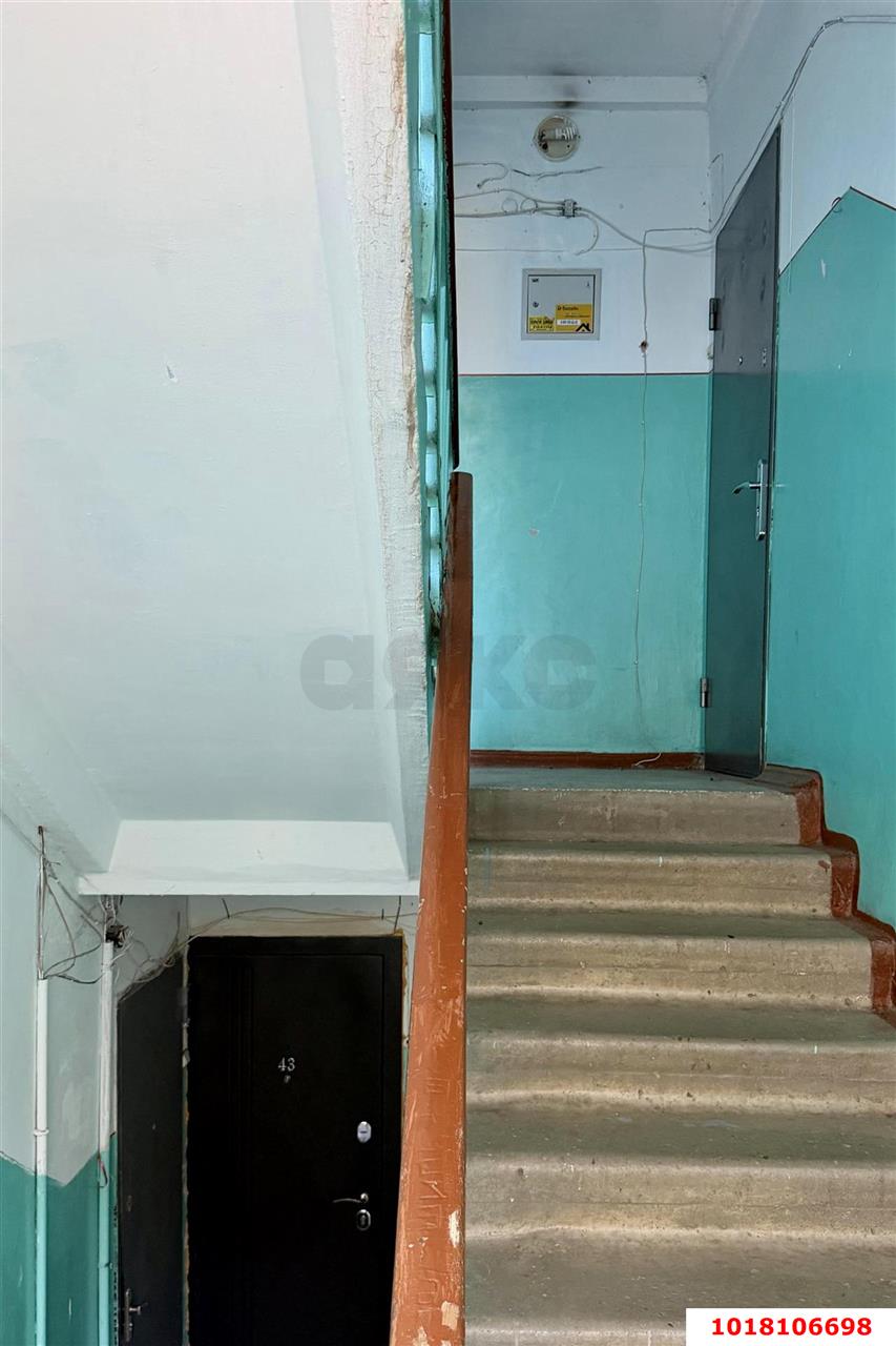 Фото №7: 2-комнатная квартира <span class="whitespace-nowrap">47 м²</span>, <span class="whitespace-nowrap">4/5 эт.</span> - Краснодар, мкр. Западный внутригородской округ, ул. Стахановская, 26