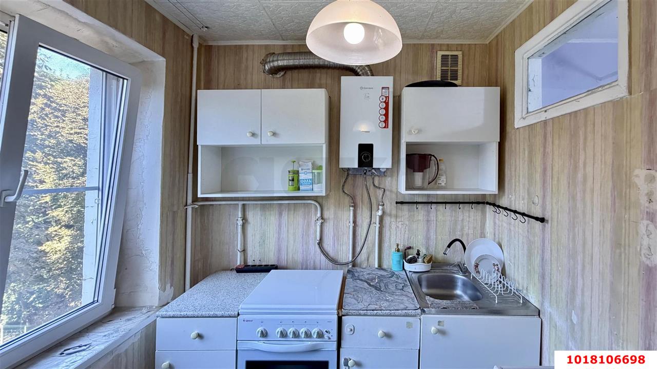 Фото №3: 2-комнатная квартира <span class="whitespace-nowrap">47 м²</span>, <span class="whitespace-nowrap">4/5 эт.</span> - Краснодар, мкр. Западный внутригородской округ, ул. Стахановская, 26