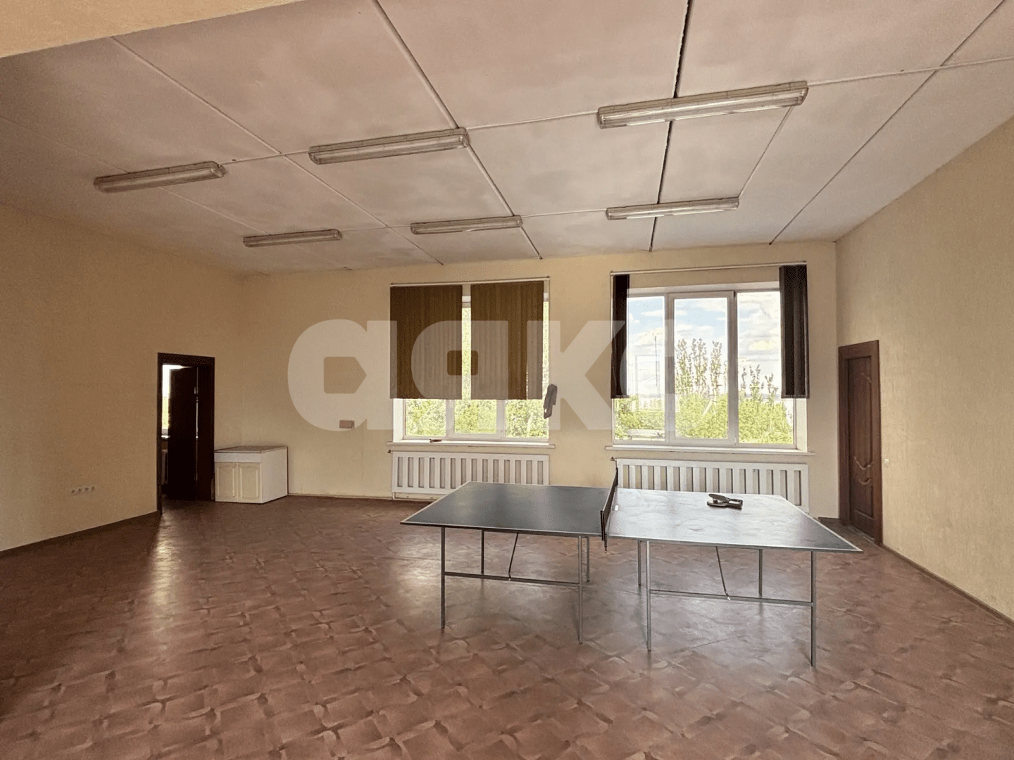 Фото №33: Коммерция <span class="whitespace-nowrap">972 м²</span>, <span class="whitespace-nowrap">3/3 эт.</span> - Волгоград, Тракторозаводский, п. Латошинка