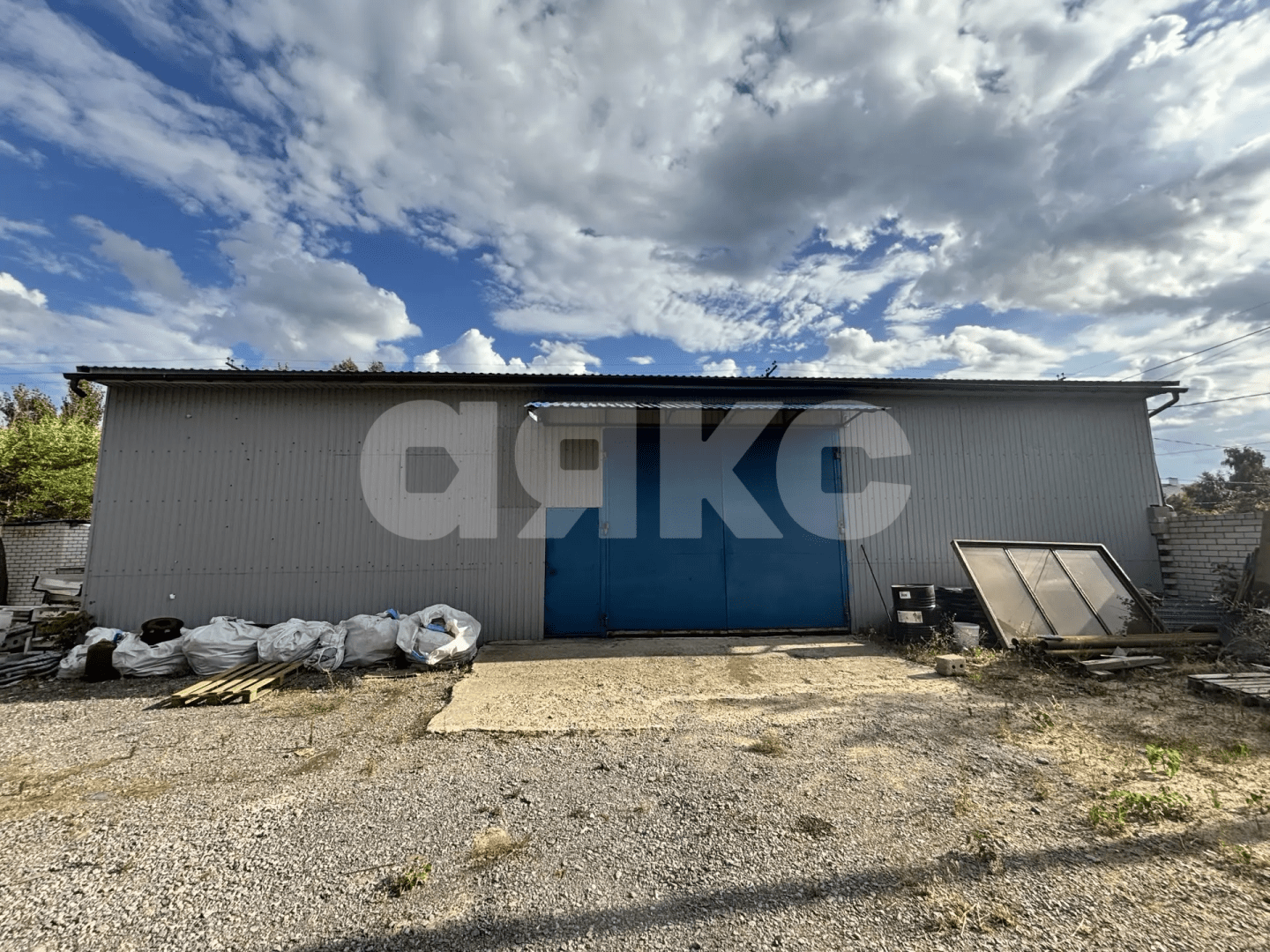 Фото №15: Коммерция <span class="whitespace-nowrap">972 м²</span>, <span class="whitespace-nowrap">3/3 эт.</span> - Волгоград, Тракторозаводский, п. Латошинка