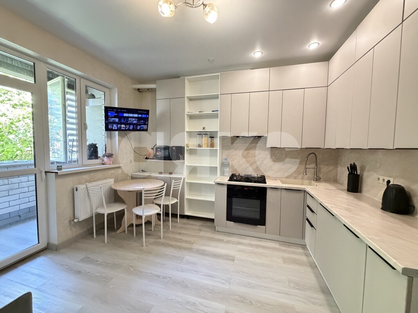 Фото №3: 1-комнатная квартира <span class="whitespace-nowrap">41 м²</span>, <span class="whitespace-nowrap">1/3 эт.</span> - Горячий Ключ, мкр. Администрация, ул. Черняховского, 66