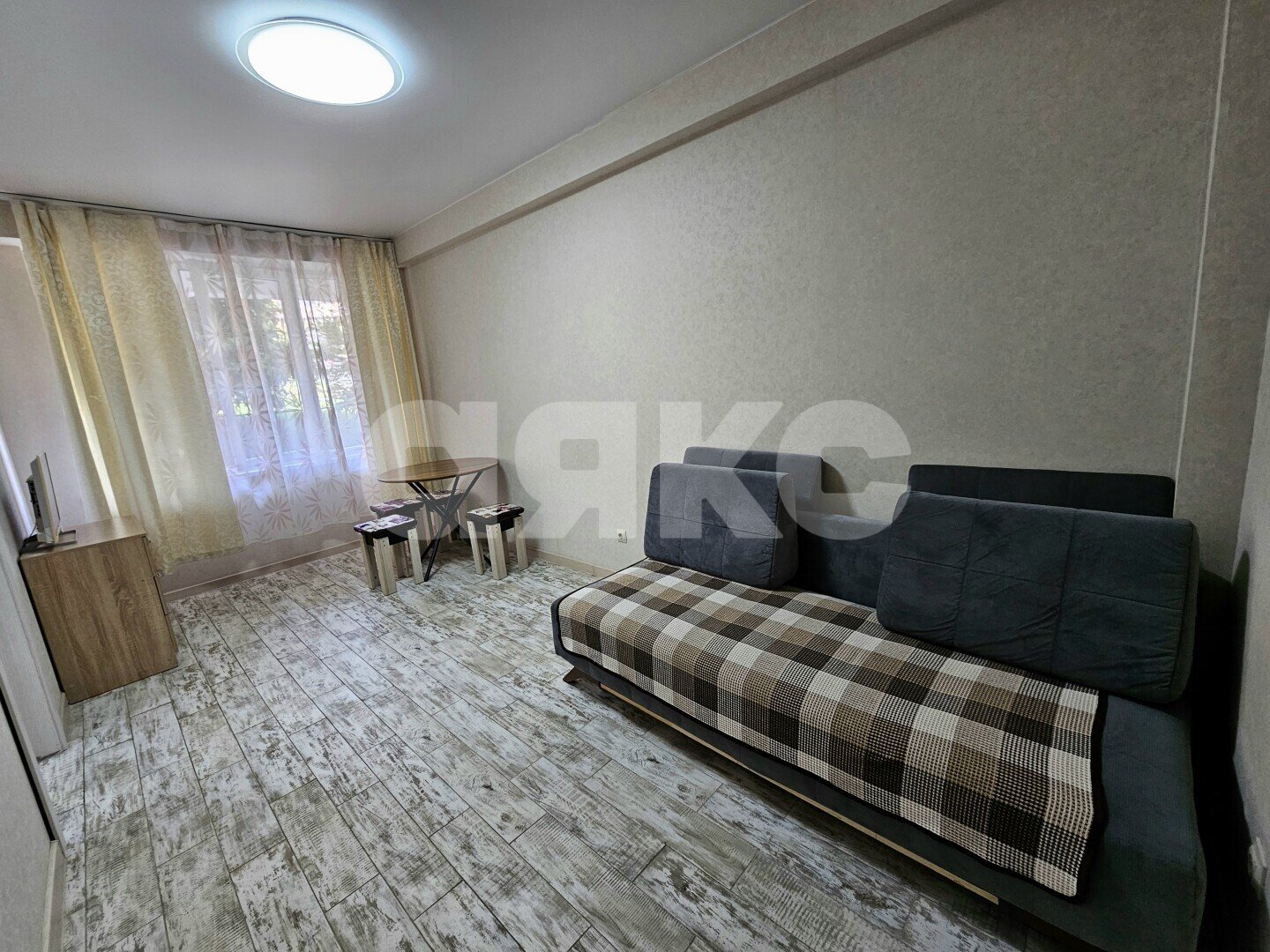 Фото №1: Апартаменты <span class="whitespace-nowrap">28 м²</span>, <span class="whitespace-nowrap">1/8 эт.</span> - Сочи, Центральный, мкр. Донская, ул. Тимирязева, 44
