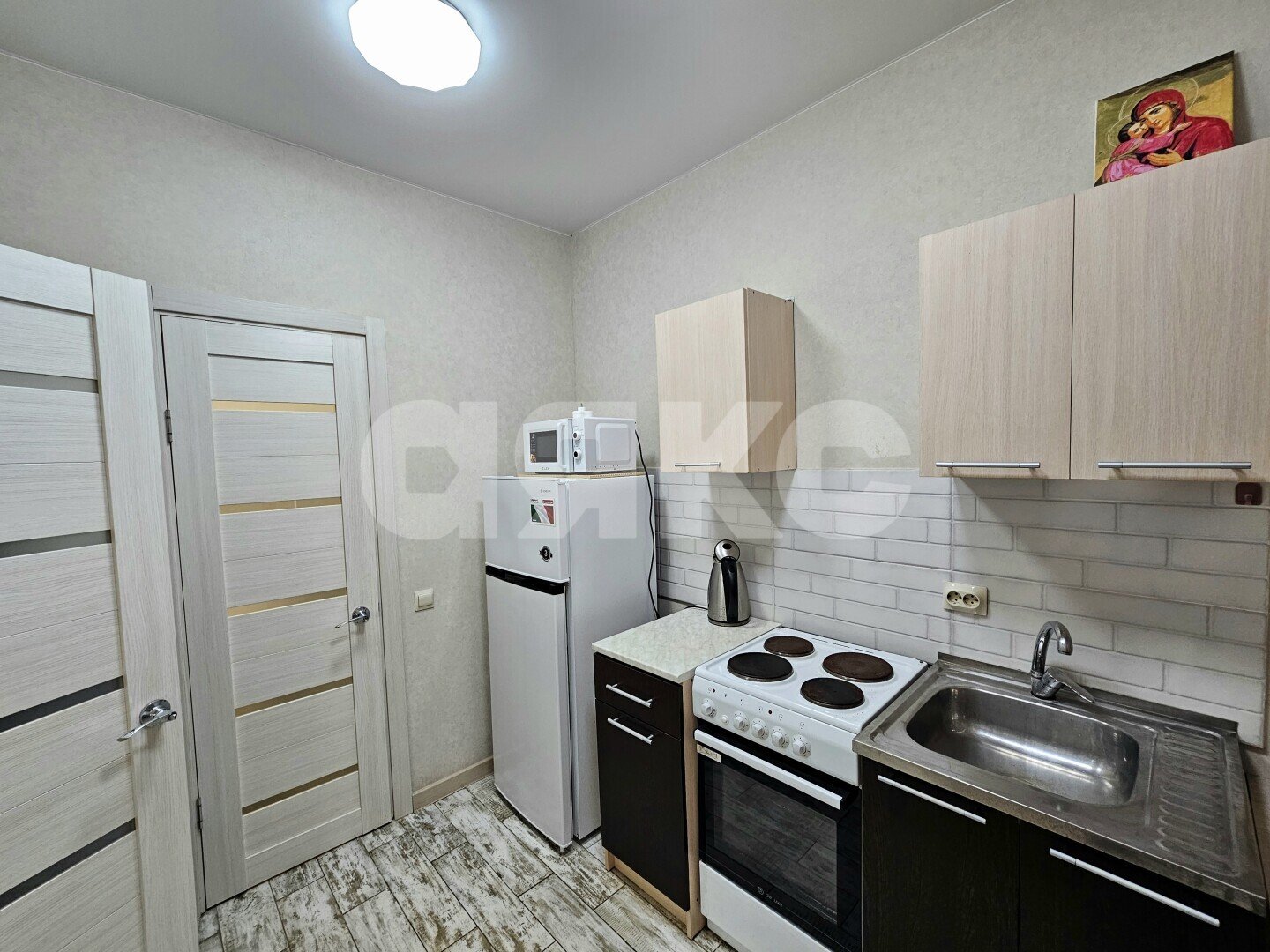 Фото №8: Апартаменты <span class="whitespace-nowrap">28 м²</span>, <span class="whitespace-nowrap">1/8 эт.</span> - Сочи, Центральный, мкр. Донская, ул. Тимирязева, 44