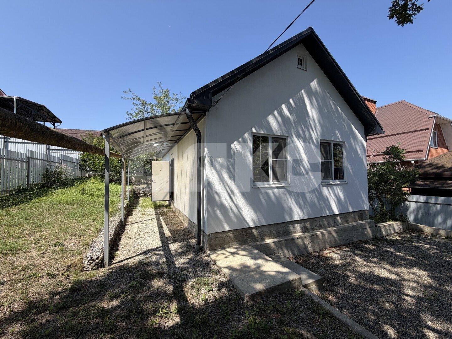 Фото №2: Дом <span class="whitespace-nowrap">62 м²</span> <span class="whitespace-nowrap">+ 3 сот.</span>, <span class="whitespace-nowrap">1 эт.</span> - Горячий Ключ, мкр. Курортная Зона, ул. Космодемьянской