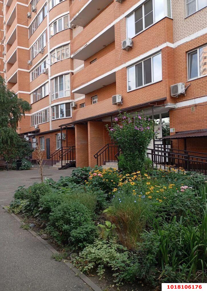 Фото №8: 2-комнатная квартира <span class="whitespace-nowrap">56 м²</span>, <span class="whitespace-nowrap">4/16 эт.</span> - Краснодар, Западный внутригородской округ, мкр. Юбилейный, ул. 70-летия Октября, 1/1