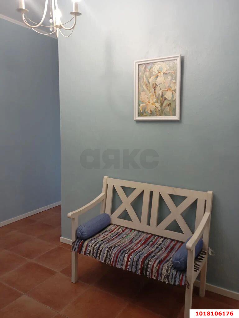 Фото №5: 2-комнатная квартира <span class="whitespace-nowrap">56 м²</span>, <span class="whitespace-nowrap">4/16 эт.</span> - Краснодар, Западный внутригородской округ, мкр. Юбилейный, ул. 70-летия Октября, 1/1