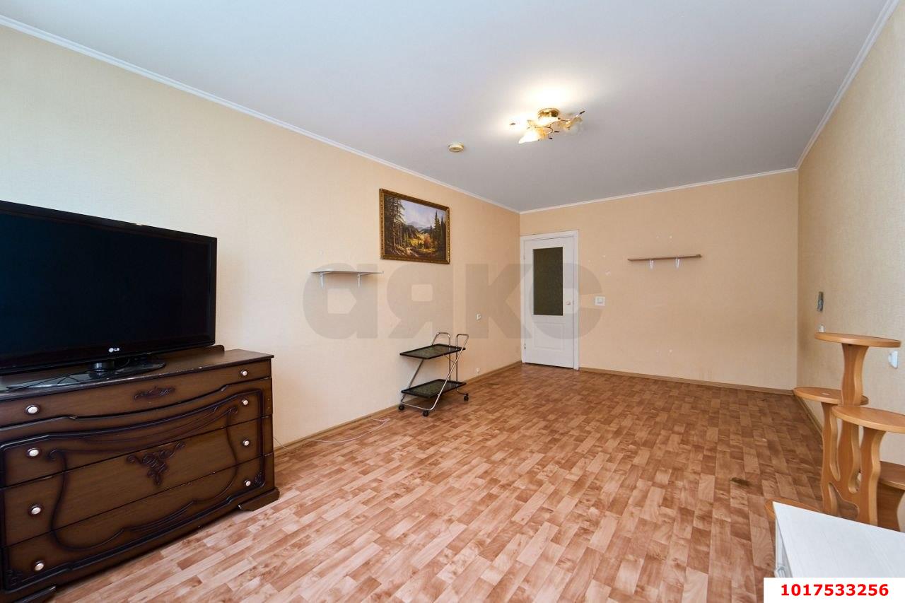 Фото №6: 2-комнатная квартира <span class="whitespace-nowrap">71 м²</span>, <span class="whitespace-nowrap">8/16 эт.</span> - Краснодар, Прикубанский внутригородской округ, мкр. Краевая Клиническая Больница, ул. Восточно-Кругликовская, 65