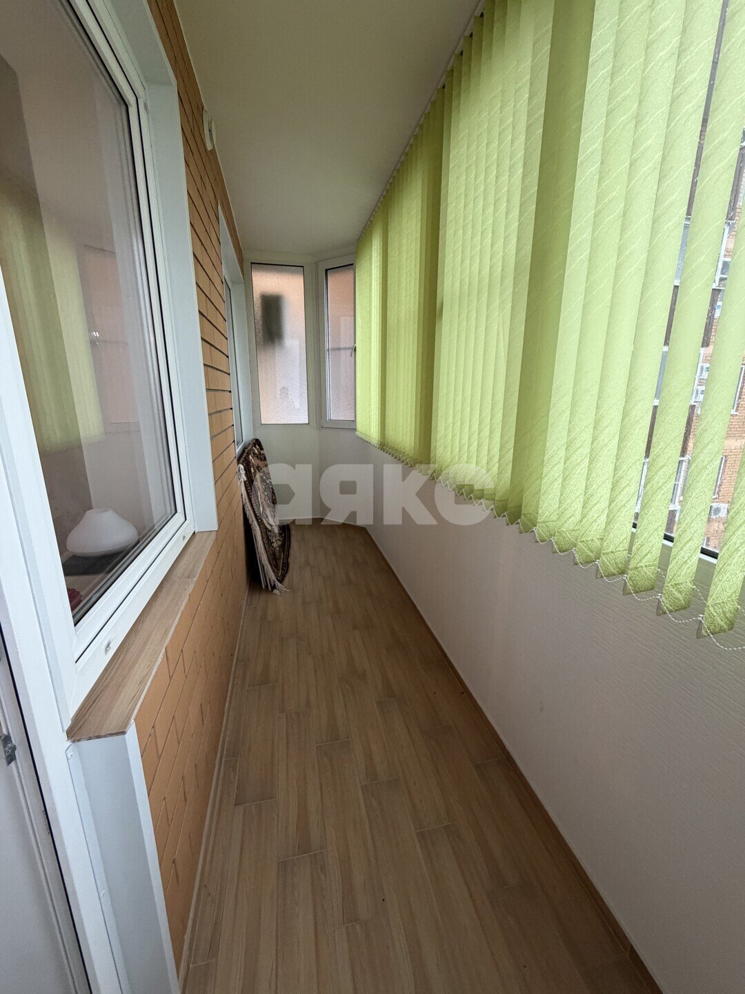 Фото №13: 2-комнатная квартира <span class="whitespace-nowrap">81 м²</span>, <span class="whitespace-nowrap">11/15 эт.</span> - Майкоп, мкр. Центр, ул. Советская, 219