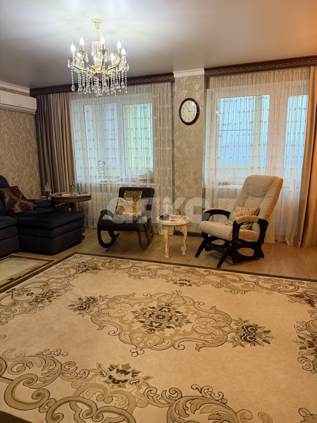 Фото №10: 2-комнатная квартира <span class="whitespace-nowrap">81 м²</span>, <span class="whitespace-nowrap">11/15 эт.</span> - Майкоп, мкр. Центр, ул. Советская, 219