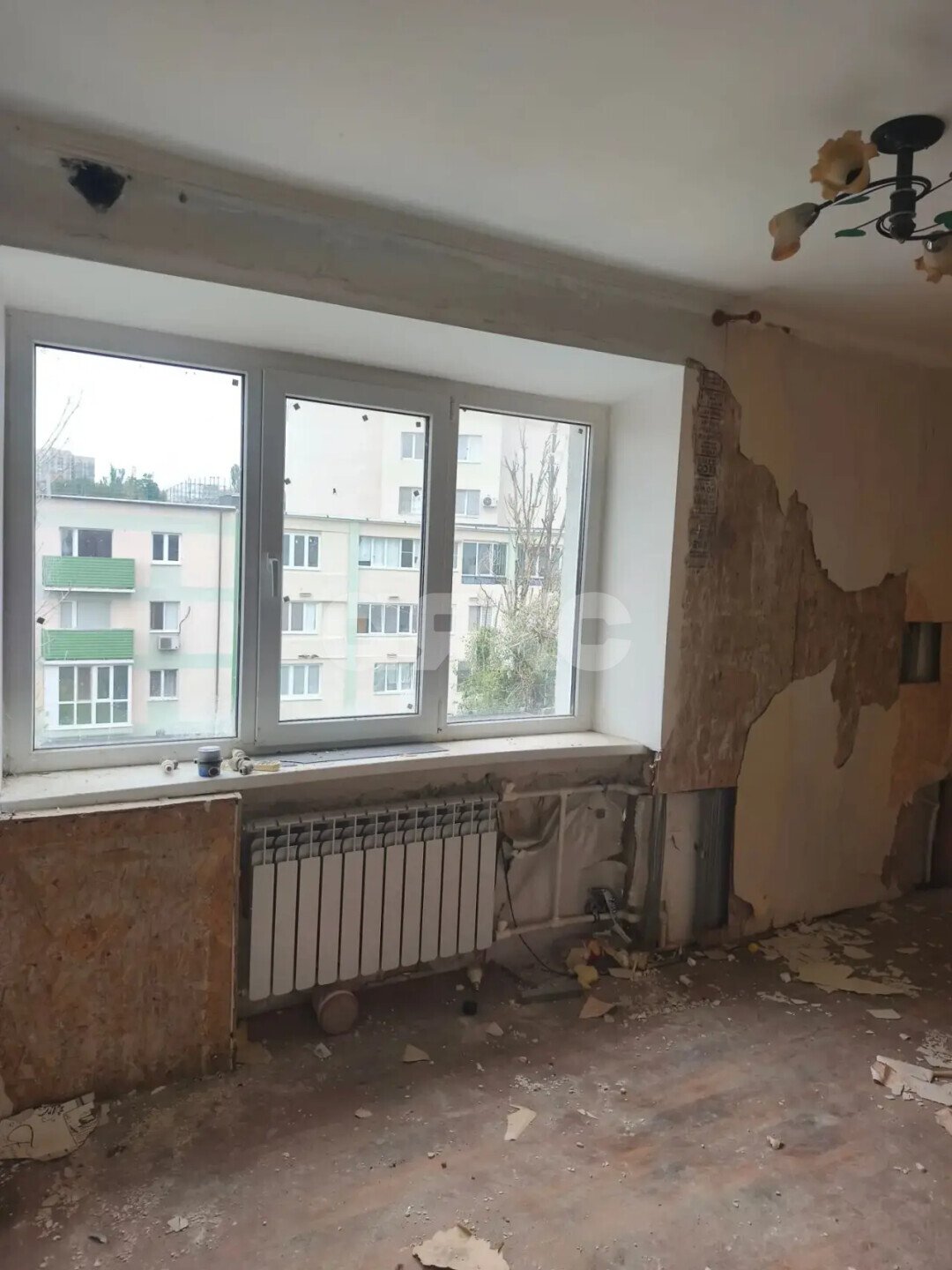 Фото №10: 3-комнатная квартира <span class="whitespace-nowrap">50 м²</span>, <span class="whitespace-nowrap">5/5 эт.</span> - Мариуполь, р. Приморский, ул. Гагарина, 4