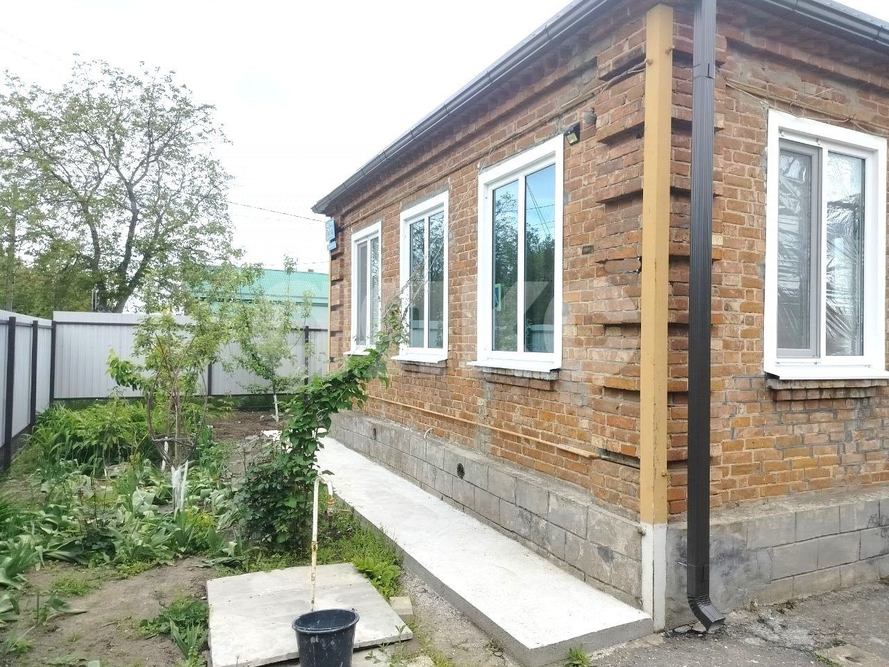 Фото №6: Дом <span class="whitespace-nowrap">63 м²</span> <span class="whitespace-nowrap">+ 3.56 сот.</span>, <span class="whitespace-nowrap">1 эт.</span> - Кореновск, мкр. 3-й квартал, ул. Красноказачья, 55