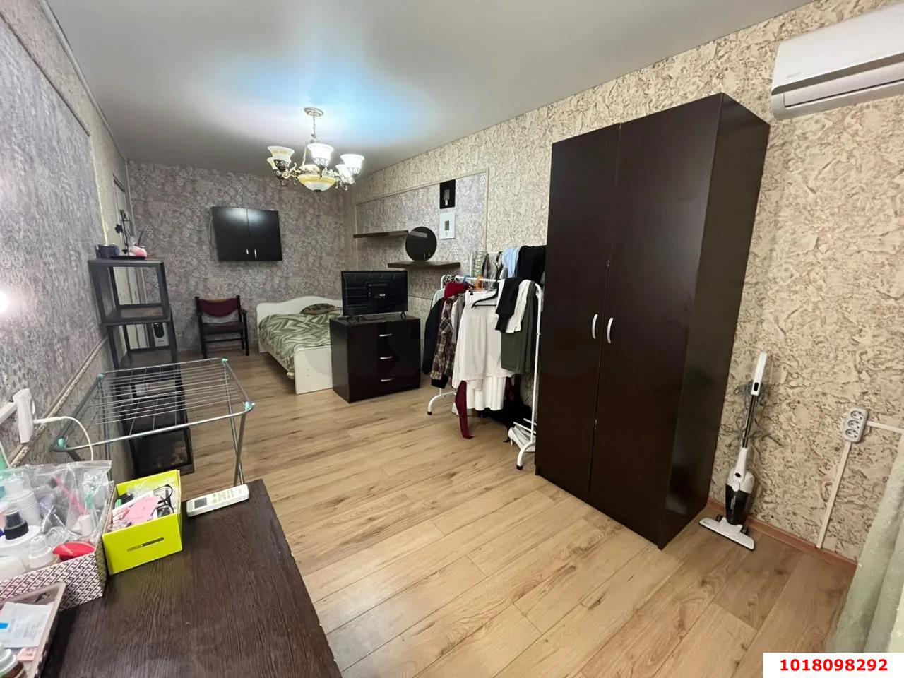 Фото №4: 1-комнатная квартира <span class="whitespace-nowrap">42 м²</span>, <span class="whitespace-nowrap">9/9 эт.</span> - Краснодар, Центральный внутригородской округ, мкр. Центральный, ул. Товарная, 2