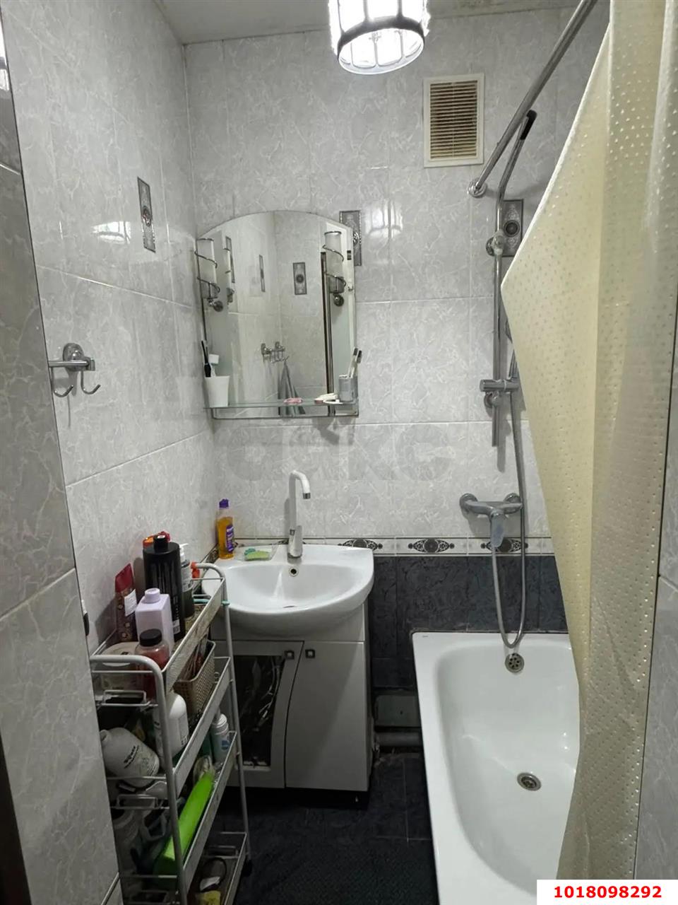 Фото №24: 1-комнатная квартира <span class="whitespace-nowrap">42 м²</span>, <span class="whitespace-nowrap">9/9 эт.</span> - Краснодар, Центральный внутригородской округ, мкр. Центральный, ул. Товарная, 2