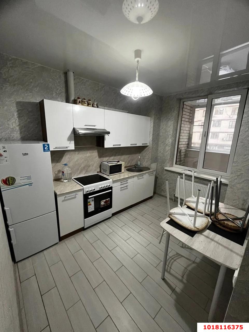 Фото №3: 1-комнатная квартира <span class="whitespace-nowrap">46 м²</span>, <span class="whitespace-nowrap">2/16 эт.</span> - Краснодар, Карасунский внутригородской округ, мкр. Черёмушки, ул. Селезнёва, 4
