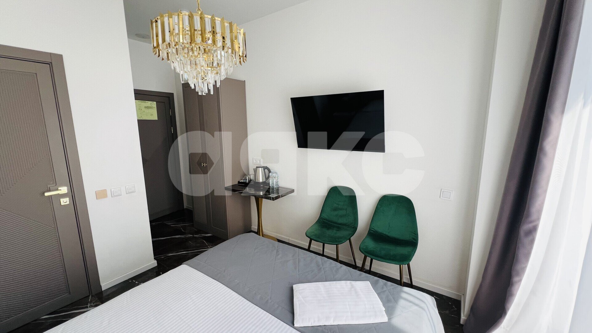 Фото №4: Студия <span class="whitespace-nowrap">19 м²</span>, <span class="whitespace-nowrap">4/5 эт.</span> - Сочи, р. Центральный, ул. Советская, 42